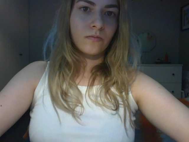 RosieJune live cam on BongaCams