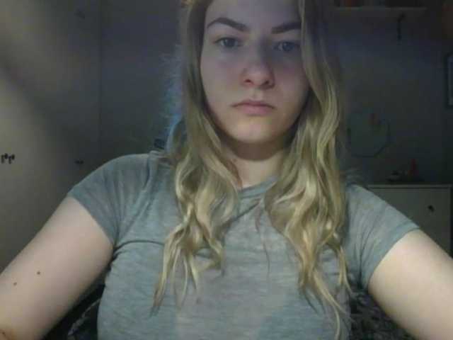 RosieJune live cam on BongaCams