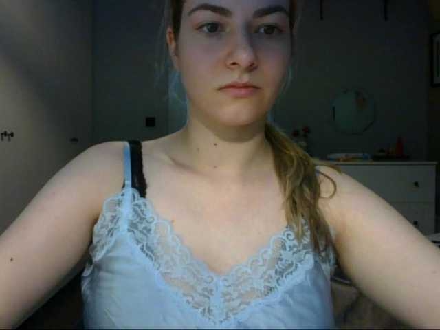 RosieJune live cam on BongaCams