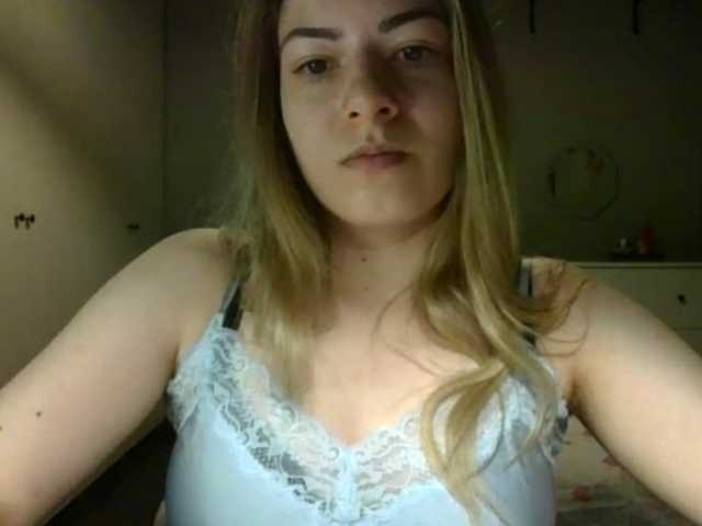 RosieJune live cam on BongaCams