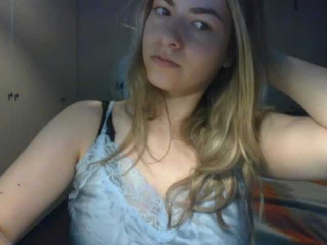 RosieJune live cam on BongaCams