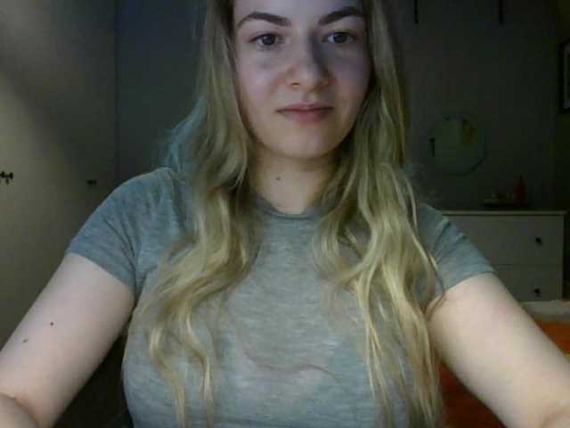 RosieJune live cam on BongaCams