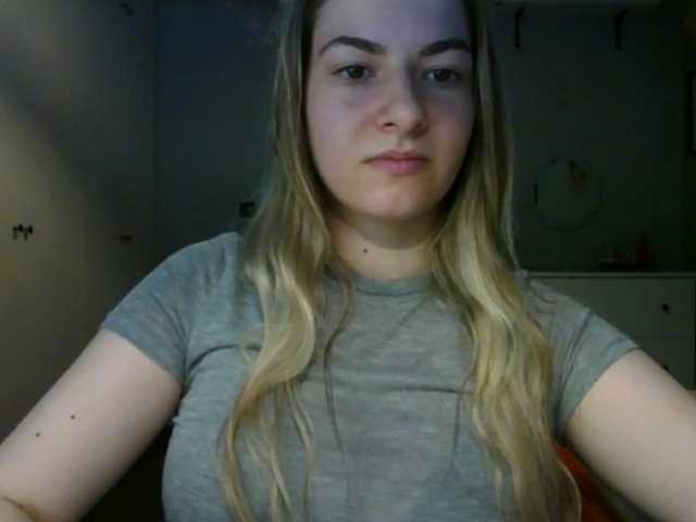 RosieJune live cam on BongaCams