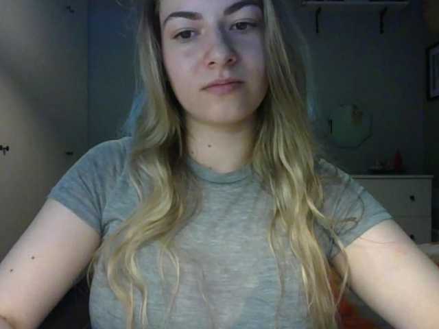 RosieJune live cam on BongaCams