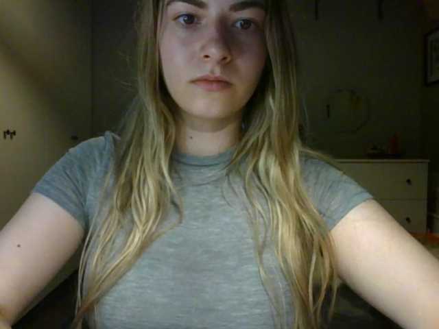 RosieJune live cam on BongaCams