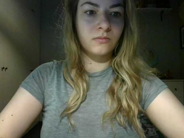 RosieJune live cam on BongaCams