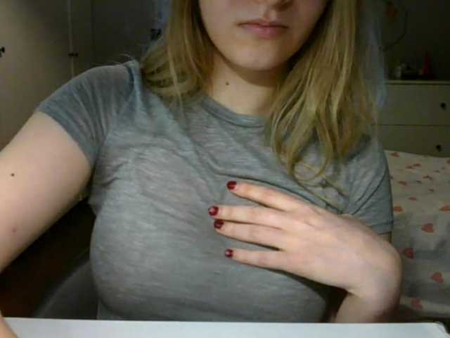 RosieJune live cam on BongaCams