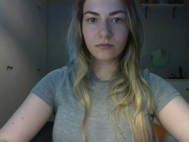 RosieJune live cam on BongaCams