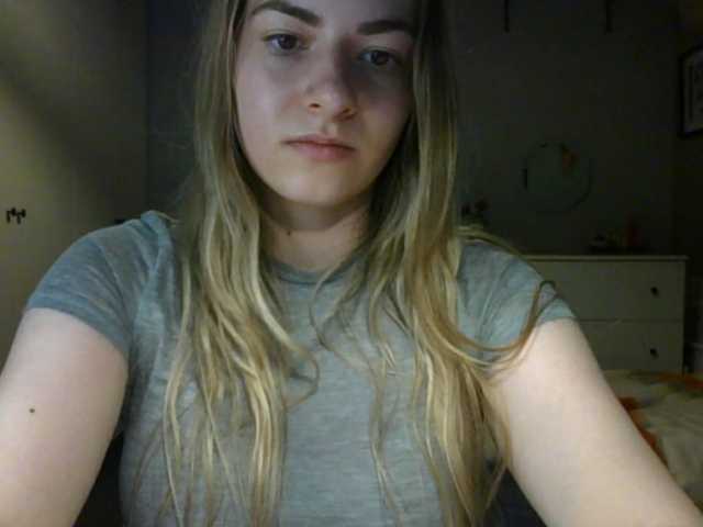 RosieJune live cam on BongaCams