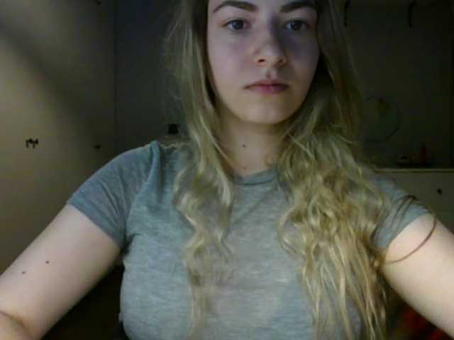 RosieJune live cam on BongaCams