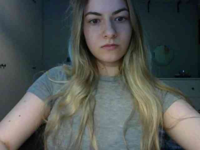 RosieJune webcam