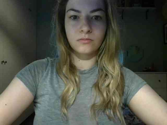 RosieJune webcam