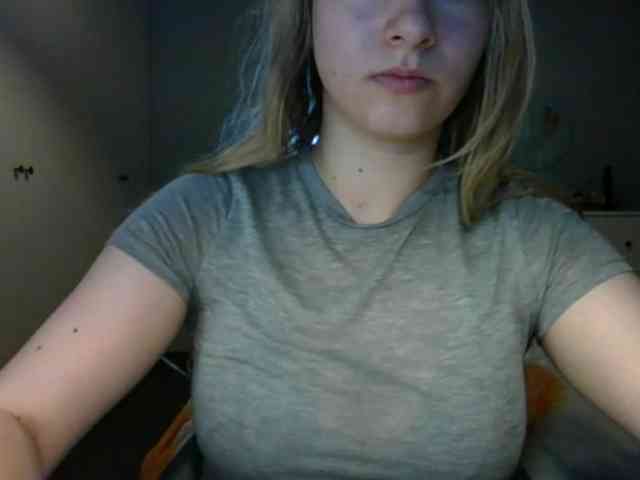 RosieJune webcam