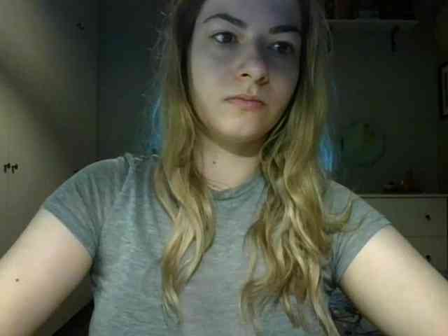 RosieJune webcam