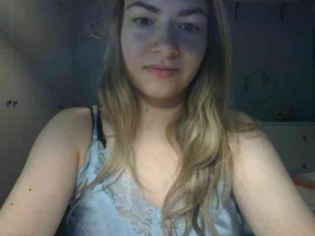RosieJune webcam