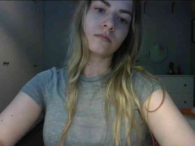 RosieJune webcam
