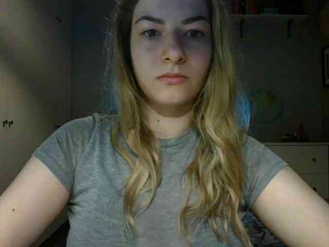 RosieJune webcam