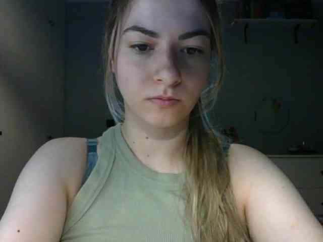 RosieJune webcam
