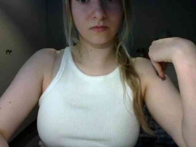 RosieJune webcam