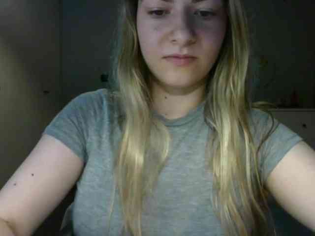 RosieJune webcam