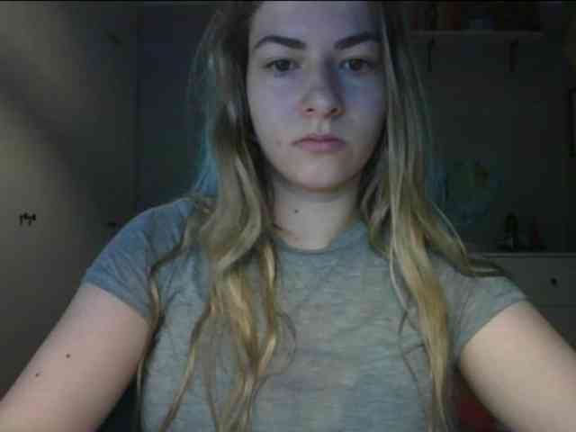RosieJune webcam