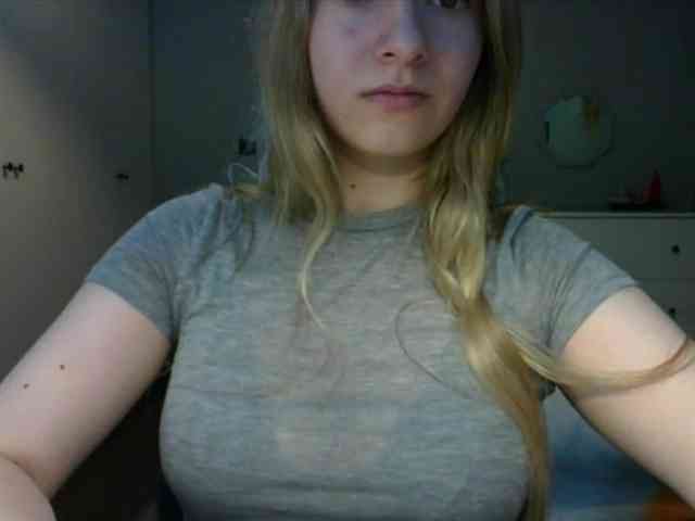 RosieJune webcam