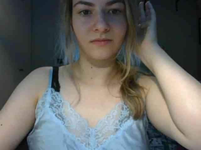 RosieJune webcam