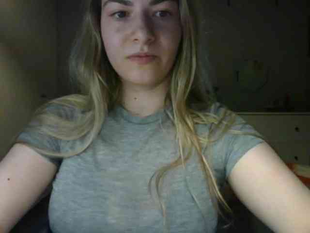 RosieJune webcam