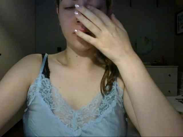 RosieJune webcam