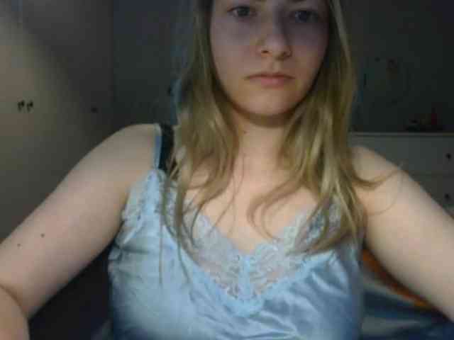 RosieJune webcam