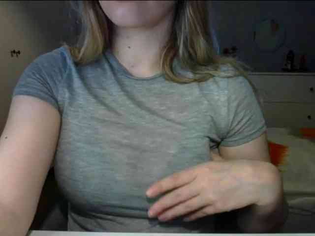 RosieJune webcam
