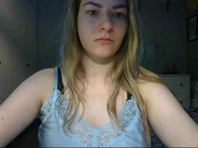 RosieJune webcam