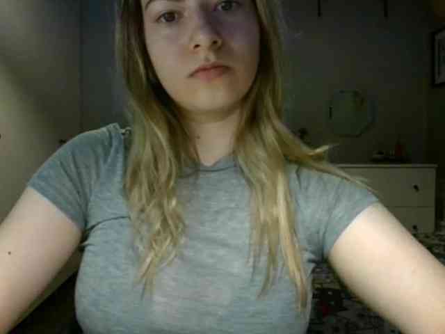 RosieJune webcam