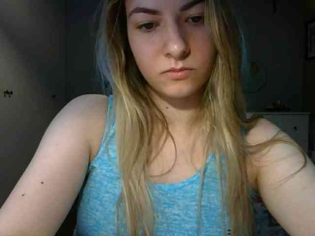 RosieJune webcam