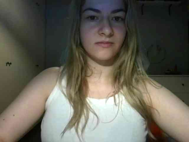 RosieJune webcam