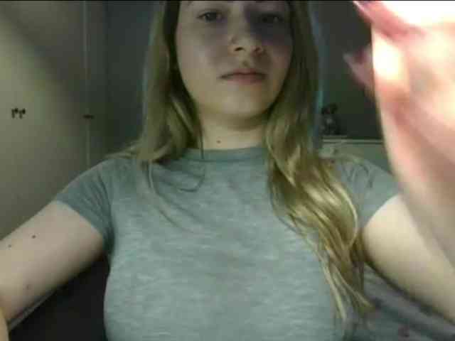 RosieJune webcam
