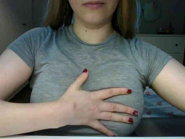 RosieJune webcam