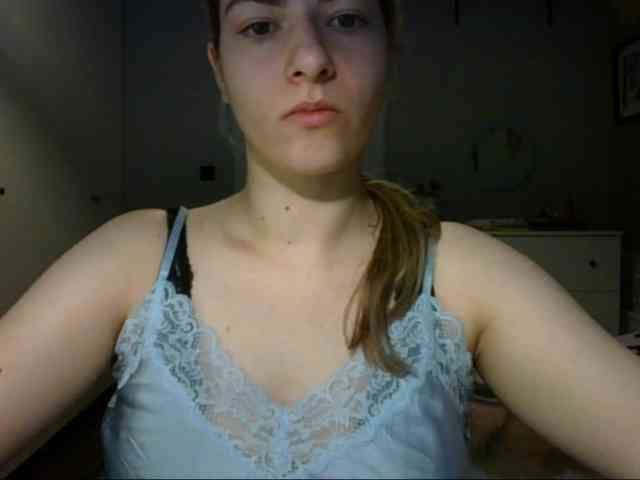 RosieJune webcam