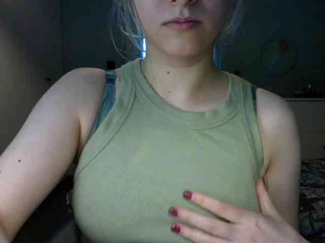 RosieJune webcam