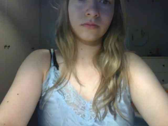 RosieJune webcam