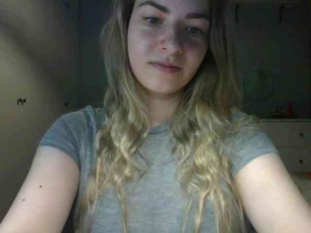 RosieJune webcam