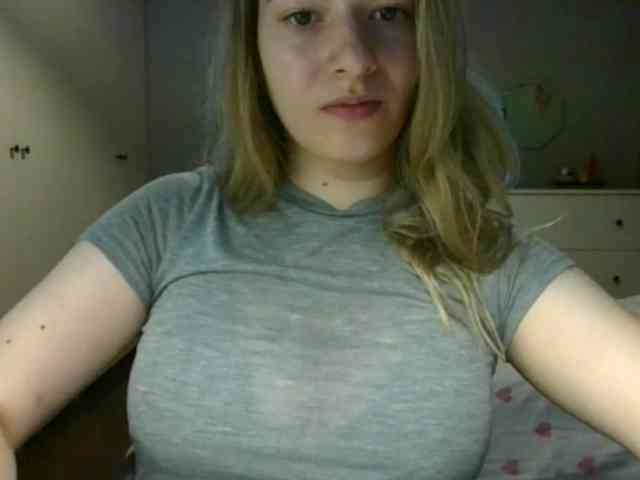 RosieJune webcam
