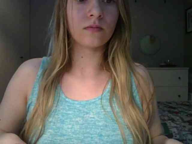 RosieJune webcam