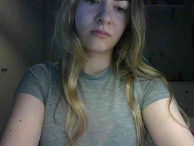 RosieJune webcam