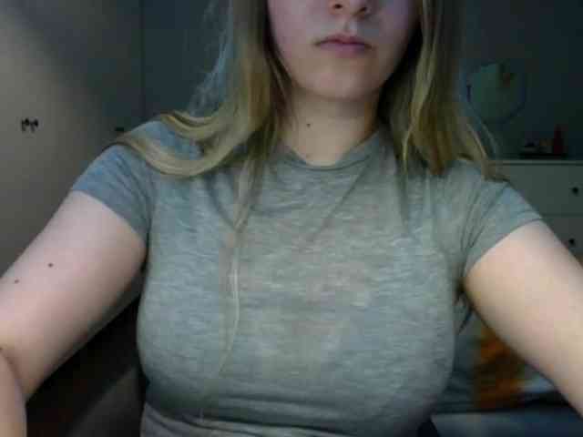 RosieJune webcam