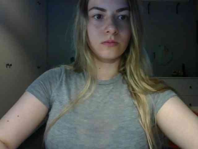 RosieJune webcam