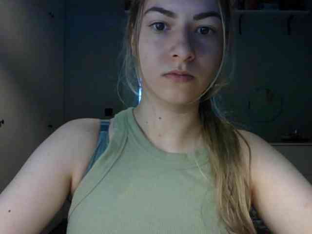 RosieJune webcam