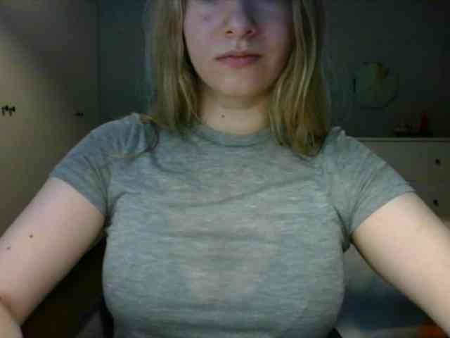 RosieJune webcam