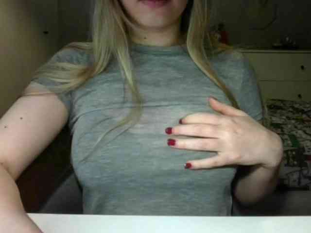 RosieJune webcam