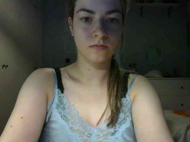 RosieJune webcam
